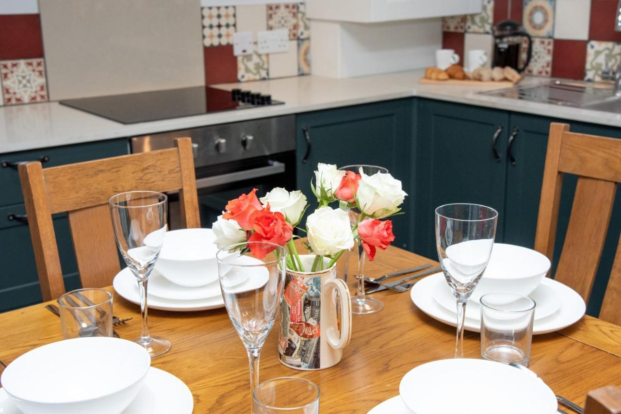Work And Relax - Fast Wifi, Fireplace & Near Pub Newton Aycliffe Εξωτερικό φωτογραφία