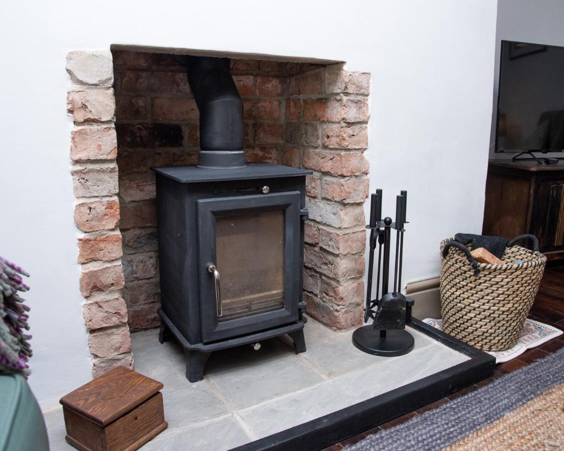 Work And Relax - Fast Wifi, Fireplace & Near Pub Newton Aycliffe Εξωτερικό φωτογραφία