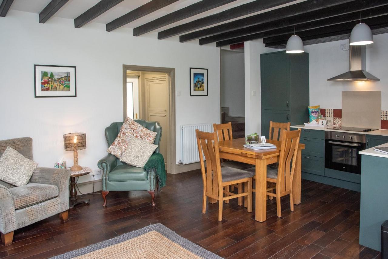 Work And Relax - Fast Wifi, Fireplace & Near Pub Newton Aycliffe Εξωτερικό φωτογραφία