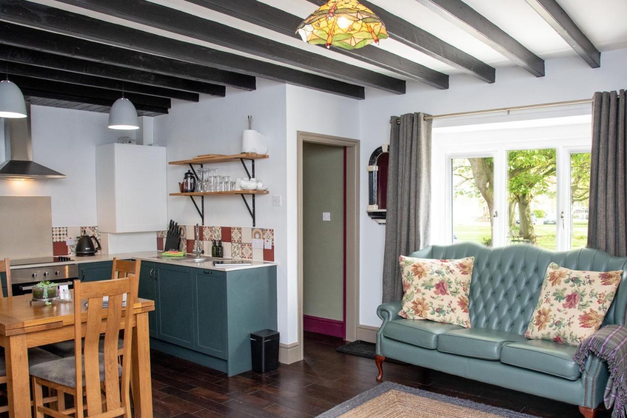 Work And Relax - Fast Wifi, Fireplace & Near Pub Newton Aycliffe Εξωτερικό φωτογραφία